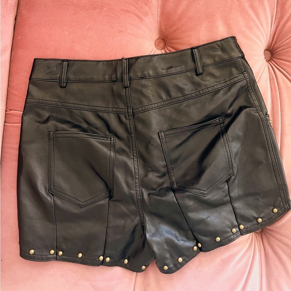 Shorts - Picture 2 of 2